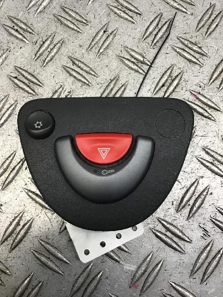 Schalter für Warnblinker SMART Cabrio (MC 01) 013003