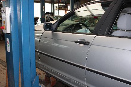 TÜR Vorn Links ( Limousine / 5 Türer ) BMW 3er E46