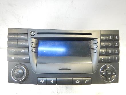 Mercedes E-Klasse W211 S211 Navigationssystem A2118202097 Harman / Becker , Navi , CD Radio , Autoradio , Audiosystem 