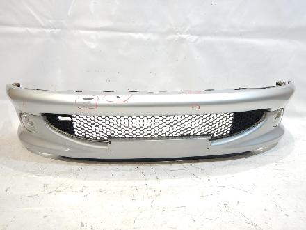 Peugeot 206 CC Stoßstange vorne 9630684077 komplett mit Nebelscheinwerfer und Stoßstangengitter , Stoßfänger vorne , Frontschürze , Farbe : silber