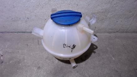 Ausgleichsbehälter Wasser Behälter Passat Variant 2.0 TDI 3C/3CC Bj 2005