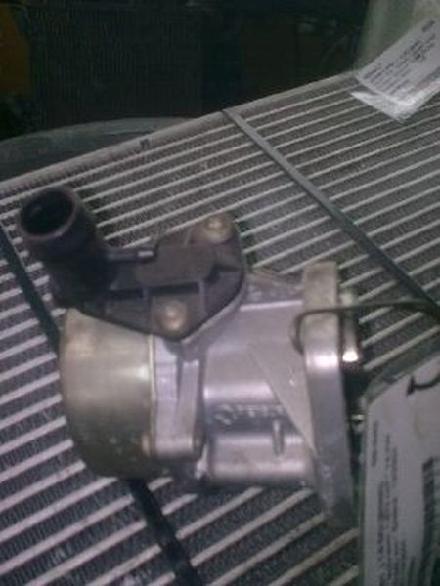 Vakuumpumpe Unterdruckpumpe Bremsanlage RENAULT LAGUNA II (BG0/1_) 1.9 DCI (BG 74 KW 8200072985