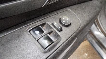 Schalter für Fensterheber links vorne Fiat Grande Punto (199)