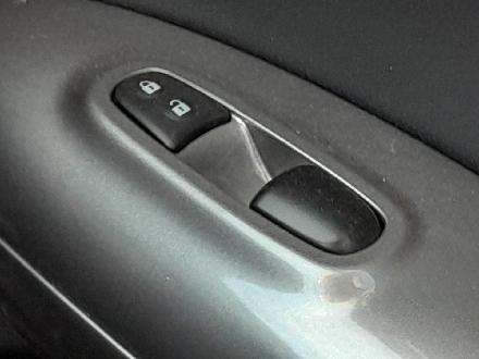 Schalter für Fensterheber rechts vorne Nissan Juke (F15)