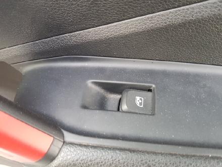 Schalter für Fensterheber rechts vorne Audi Q2 (GA)