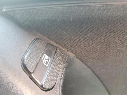 Schalter für Fensterheber rechts hinten VW Golf III (1H)