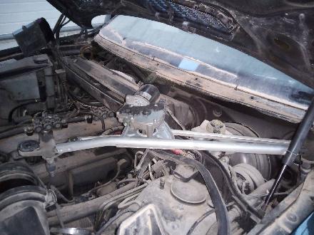 Wischermotor links BMW X5 (E53) 24012673