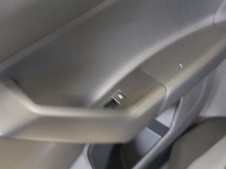 Schalter für Fensterheber rechts hinten VW Polo VI (AW)