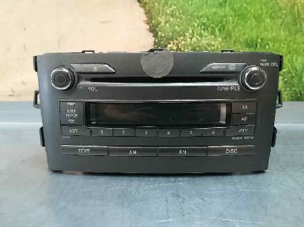 Radio Toyota Auris (E18) 8612002520