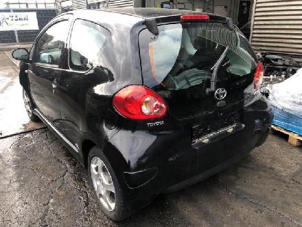 Achsschenkel links vorne TOYOTA Aygo (B1)