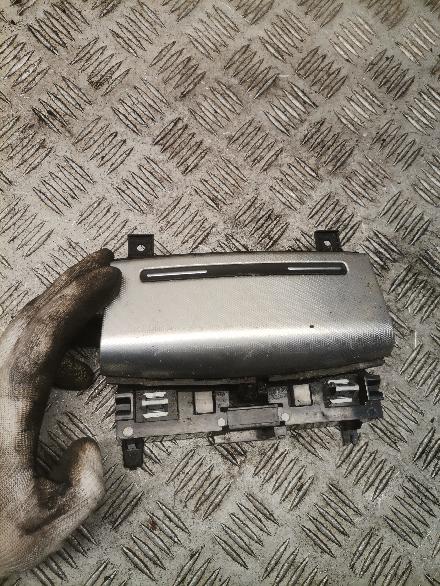 Aschenbecher Audi A3 (8P) 8p0857951