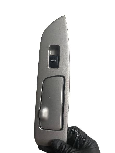Schalter für Fensterheber links vorne Lexus RX 2 (U3) 8403048070