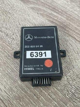 Relais für Saugrohrvorwärmung Mercedes-Benz C-Klasse (W202) 2028205426