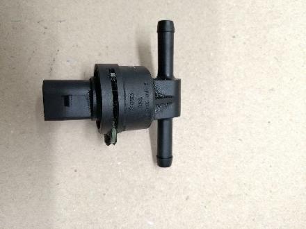 Sensor für Kraftstofftemperatur Skoda Superb (3U) 038906081B