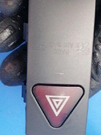 Schalter für Warnblinker Mercedes-Benz E-Klasse (W212) a2129052600