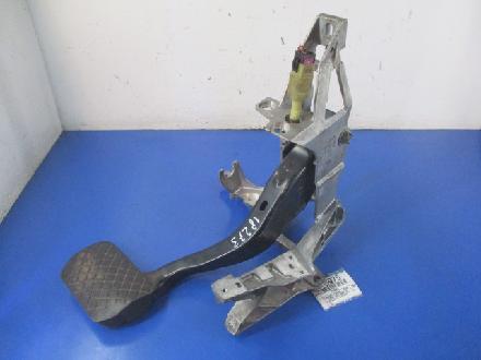 Fahrpedal VW Passat Variant (3B5, B5) 8D1721117K