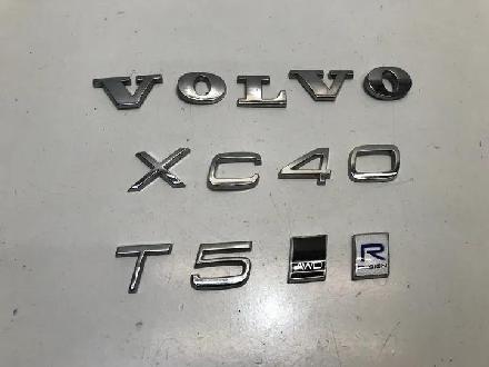Emblem Volvo XC40 (536)