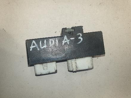 Relais für Klimaanlage Audi A6 Avant (4A, C4) 1j0919506k