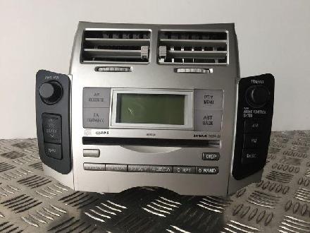 Radio/Navigationssystem-Kombination Toyota Yaris (P1) 861200D210