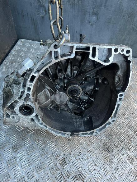 Schaltgetriebe Nissan Juke (F15) TL4