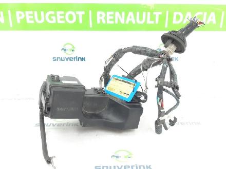 Sicherungskasten 1612190080 Peugeot 108 Schrägheck 1.0 12V (1KRFE) 2016-08