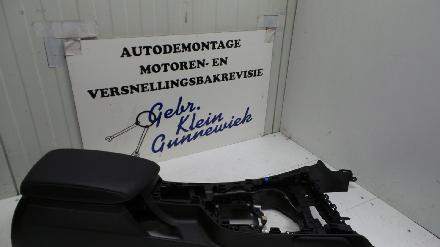 Armlehne C VOOR BMW M1 (F21) Schrägheck 3-drs M140i 3.0 24V (B58-B30A) 2017