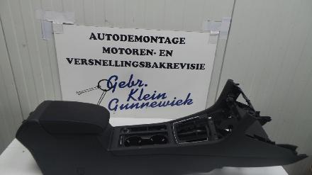 Armlehne C VOOR Volkswagen Golf VII (AUA) Schrägheck 1.4 GTE 16V (CUKB) 2017 CUKB