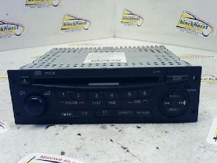 8701A080 CD-Radio MITSUBISHI Grandis (NA0W)